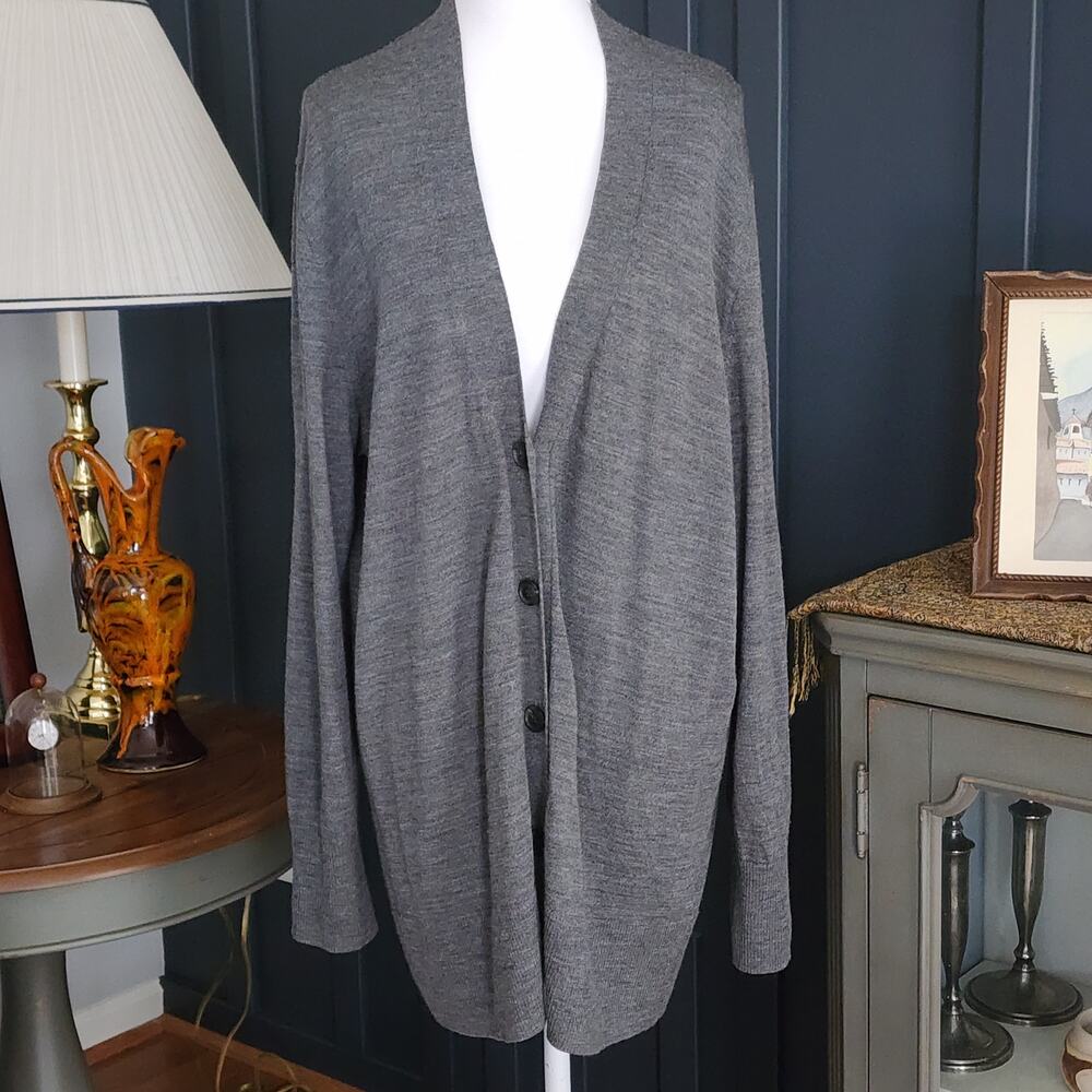 GAP Women’s Merino Wool Long Cardigan XXL Gray Men's Wear Styling